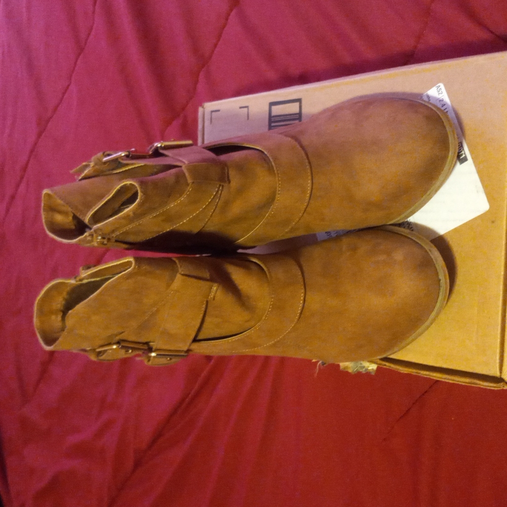 Carmel colored ankle boot